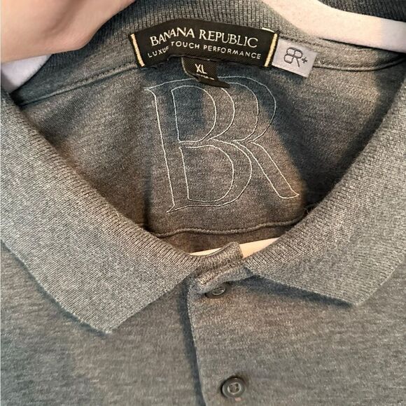Banana Republic Men’s Grey Luxury Touch Short Sleeve Polo Shirt - Picture 6 of 7